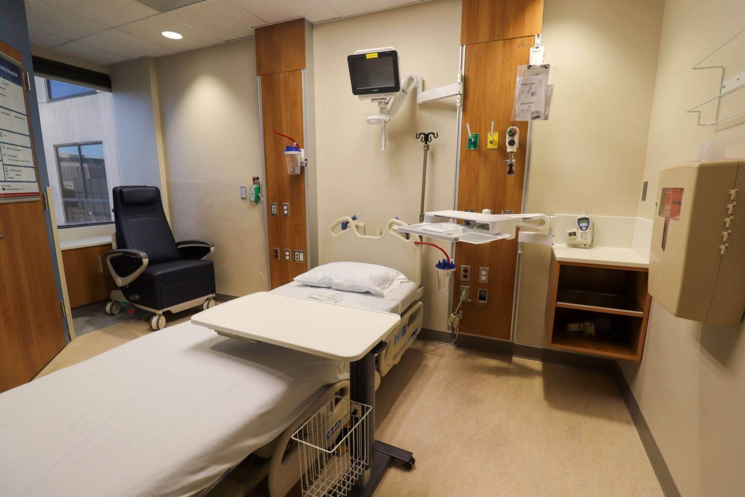 Duke Hospital Tower - Refresh
